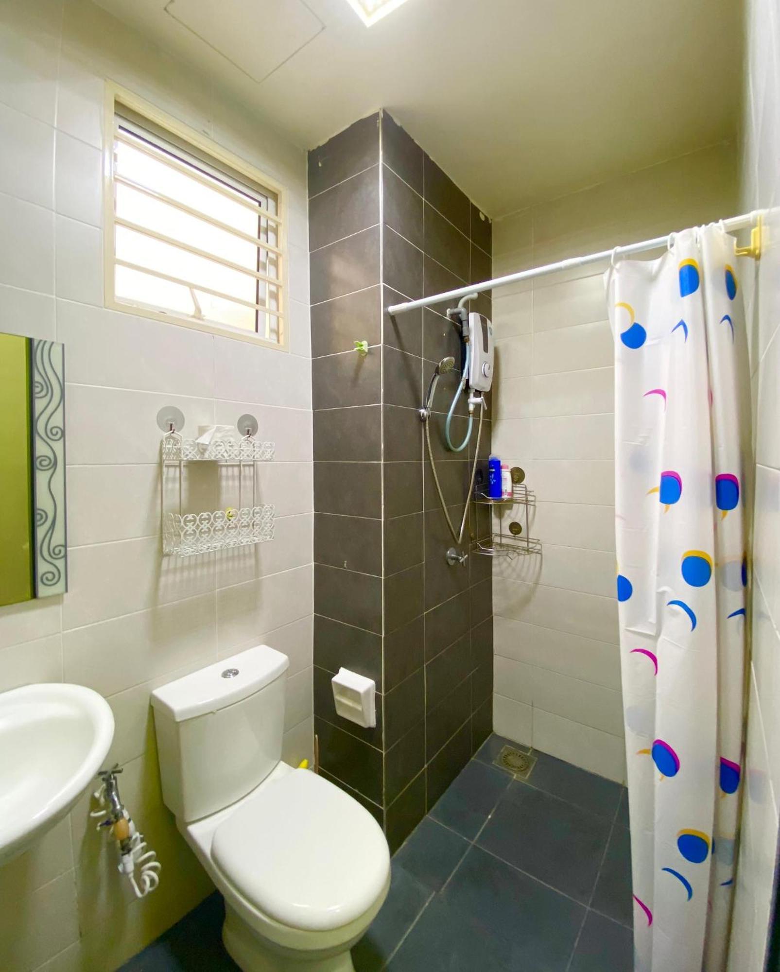 Apartment 2 Bedrooms At Mesahill With Mall By D'kay Homes, Near Usim Klia