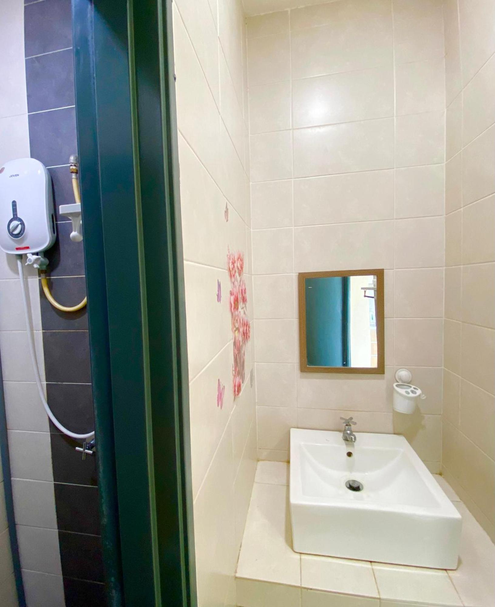 2 Bedrooms At Mesahill With Mall By D'kay Homes, Near Usim Klia Apartment *